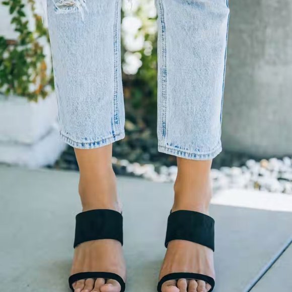 Black Strappy Heels - Picture 4 of 4